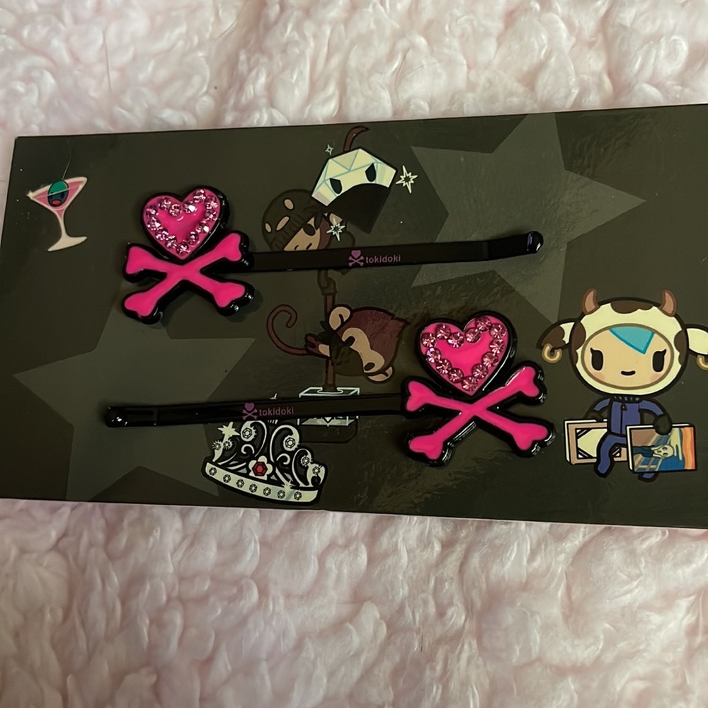Toki Doki Pink rhinestone hair pins NIP - Picture 2 of 4